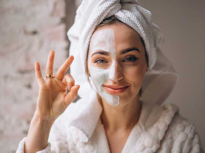 Nguyên nhân và cách điều trị mụn đầu đen không tái phát