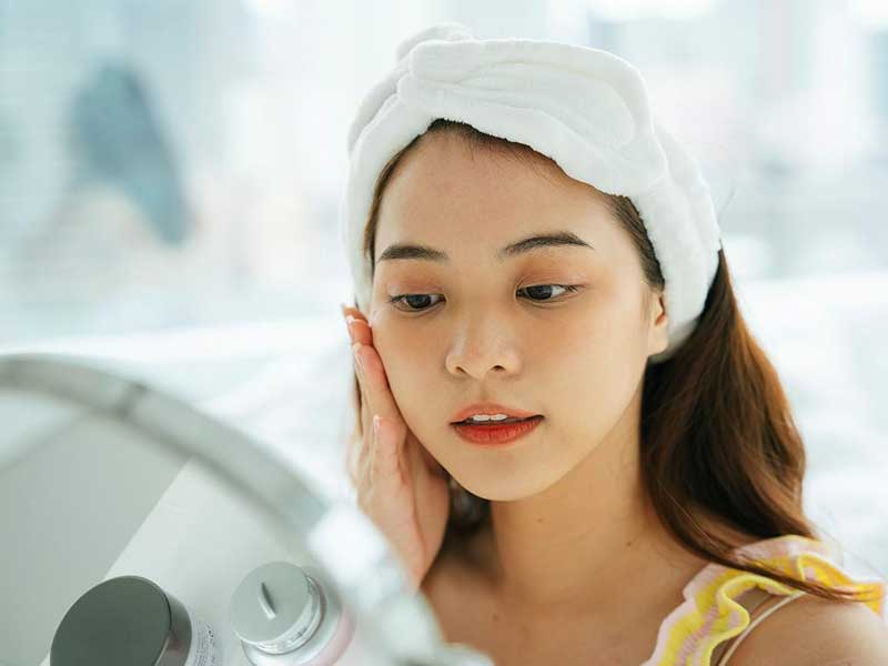 Tại sao chúng ta cần dưỡng ẩm cho da?